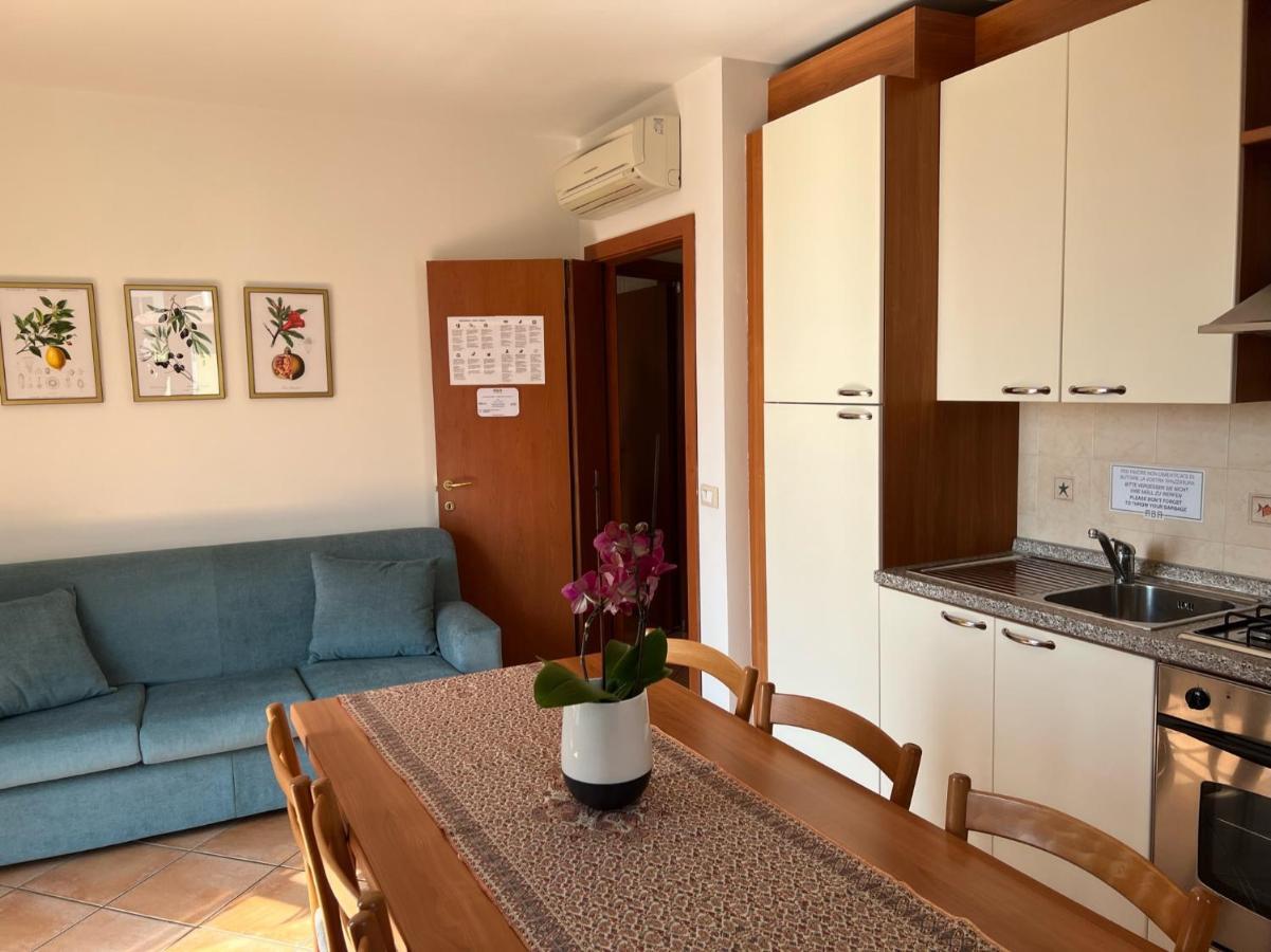 Appartamenti Baia Azzurra 5. Torbole Sul Garda Zewnętrze zdjęcie