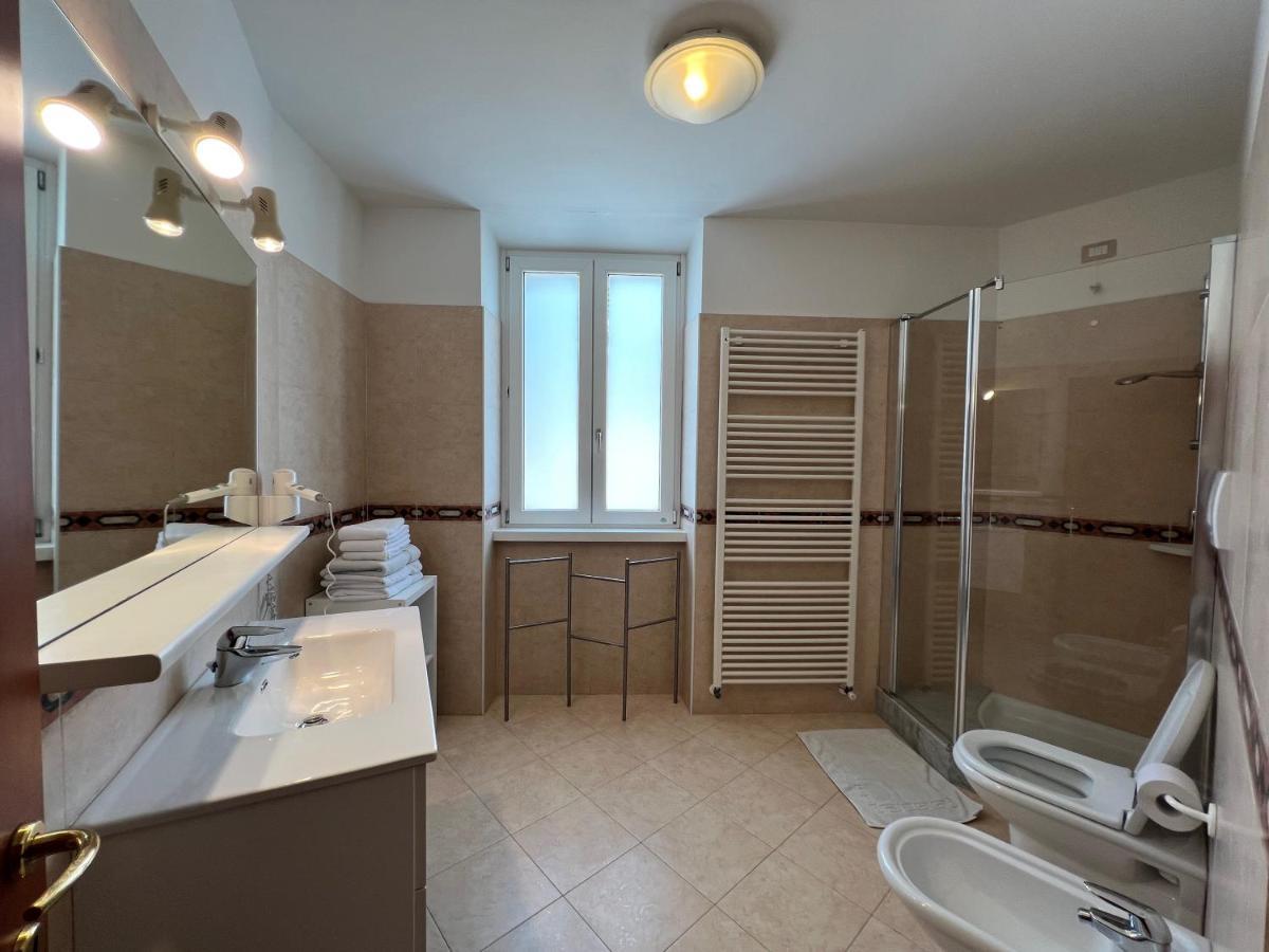 Appartamenti Baia Azzurra 5. Torbole Sul Garda Zewnętrze zdjęcie